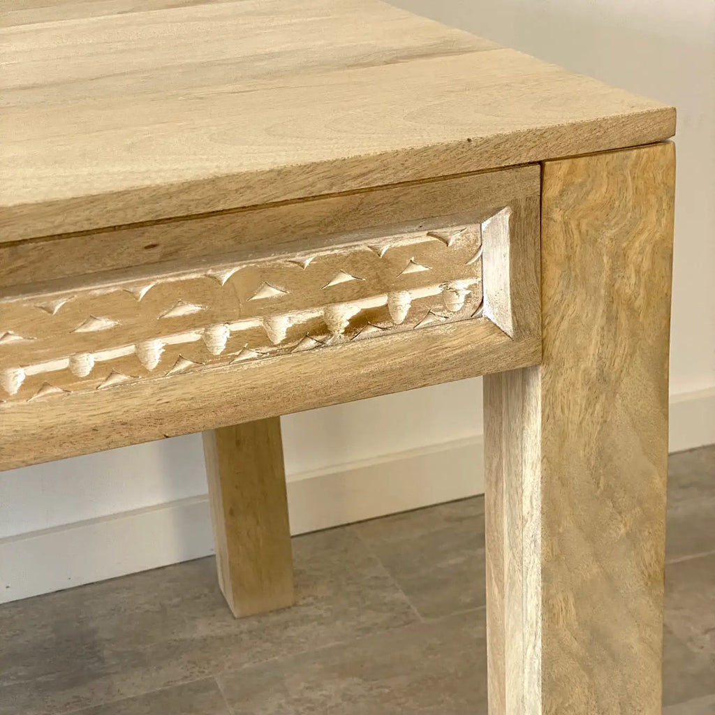 Mesa de Comedor en Mango Menorca