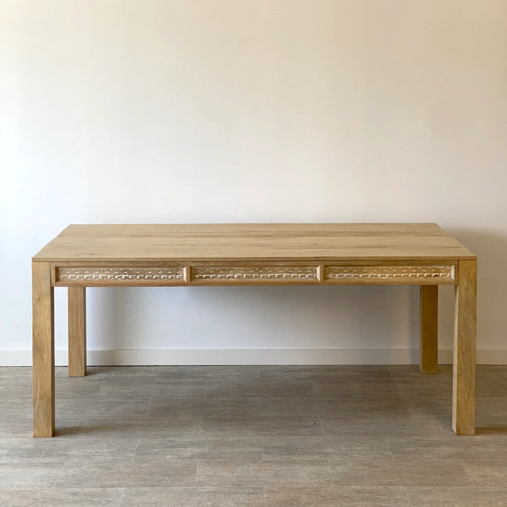 Mesa de Comedor en Mango Menorca