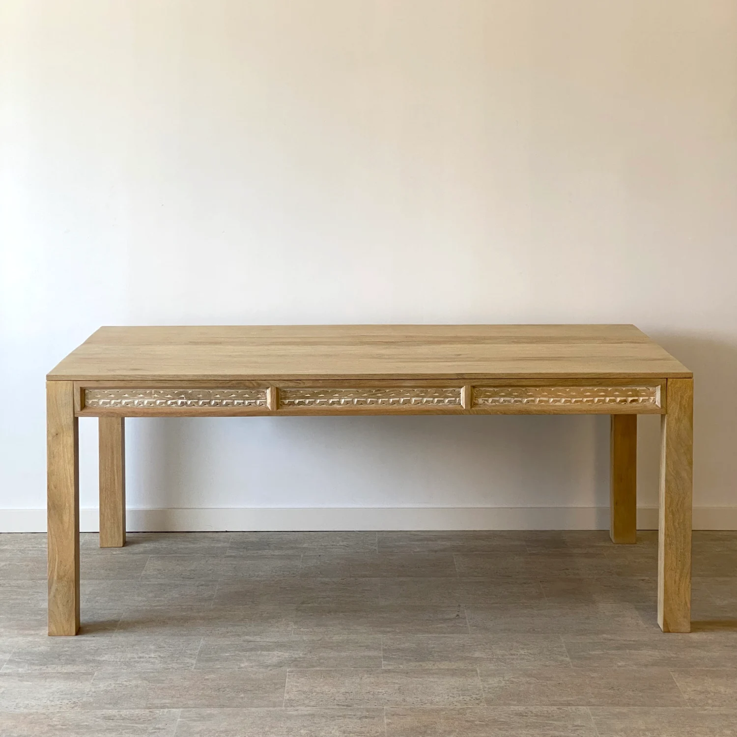 Mesa de Comedor en Mango Menorca