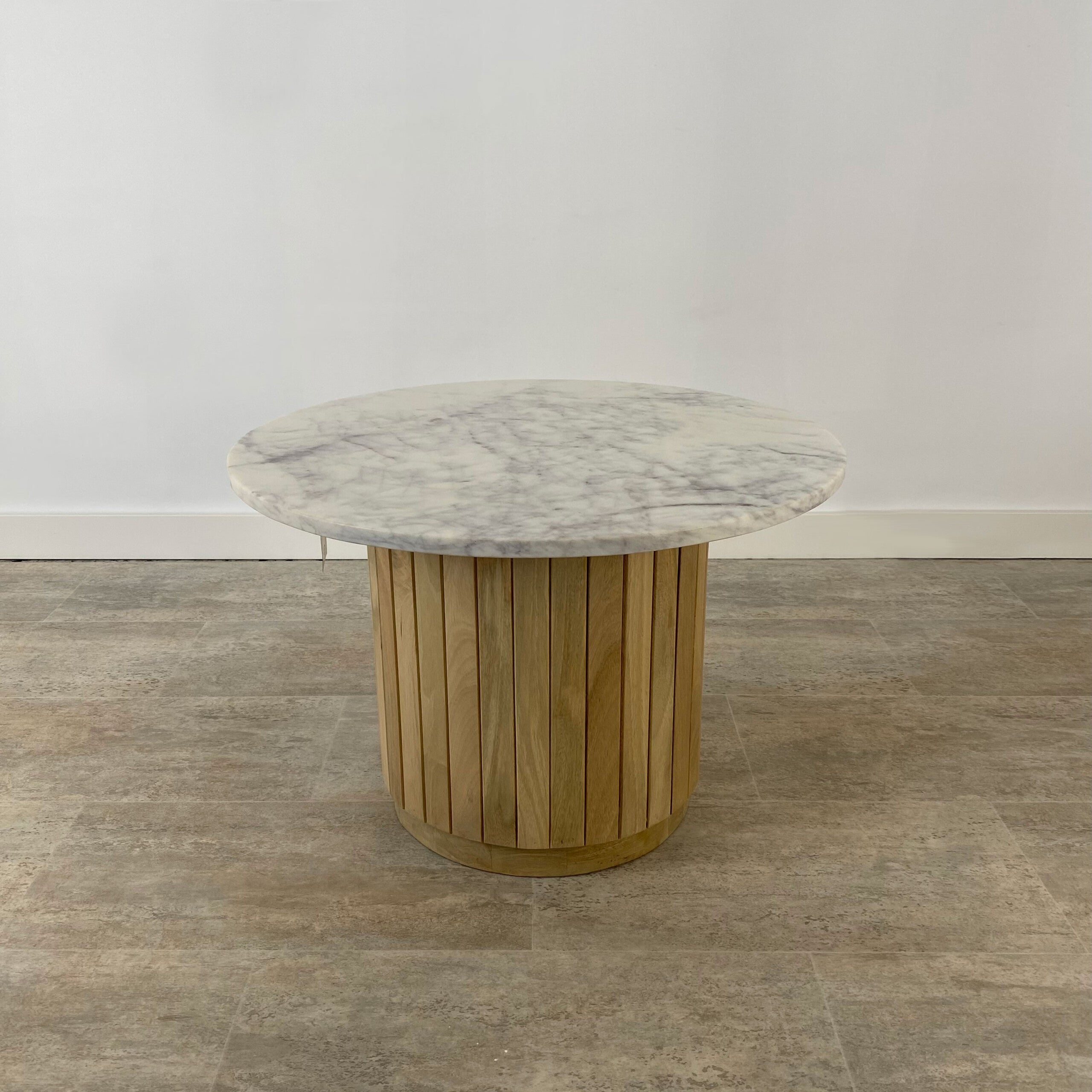 Mesa Centro en Acacia Marble White