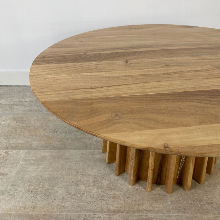 Mesa Centro en Acacia Marks